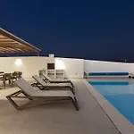 Altos Deva 12a By Escape Villa *